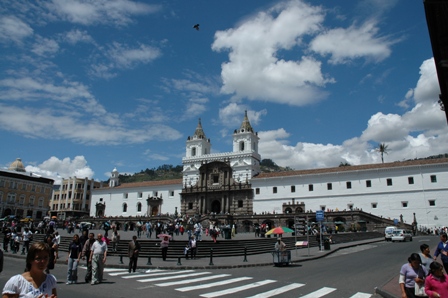 Plaza San Francisco, Quito