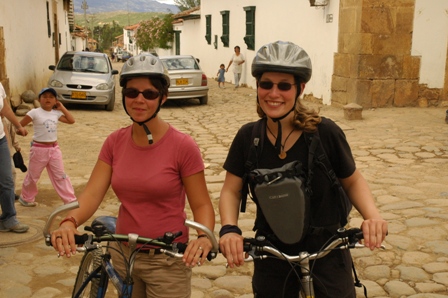 Astrid en Suse op de fiets