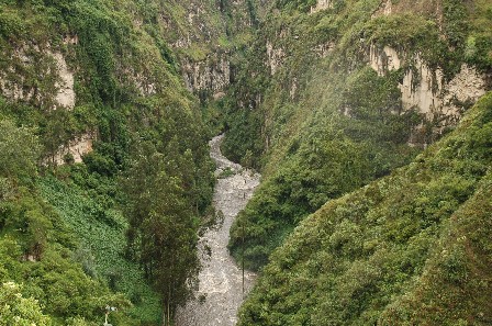 Rivier, Santuario de las Lajas